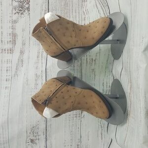 Circle G Studded Tan Ankle Boots